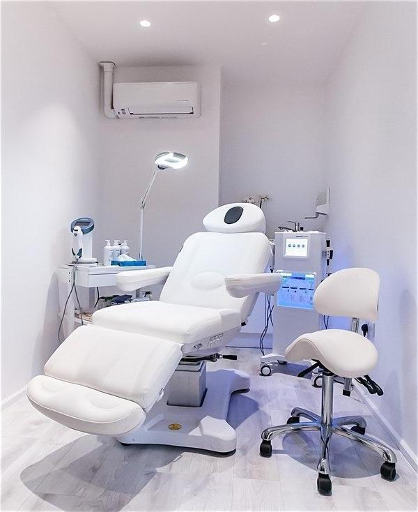 Beauty Clinic for Sale in London, United Kingdom