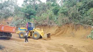 Company involved in supplying earthmoving machinery and related equipment to Africa on rent.
