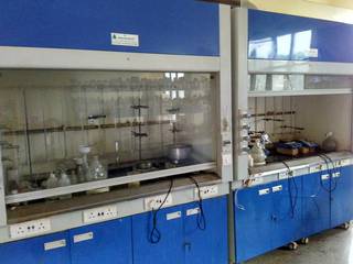 For Sale: Chemistry lab in Bangalore having 6 B2B clients.