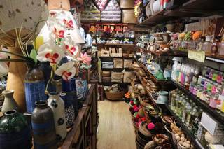 Selling handicrafts, gifts and home decoration items through a retail outlet in shopping mall and also online.