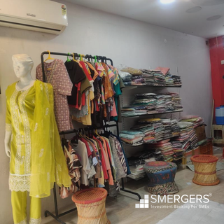 Retail shop offering women's clothing averaging INR 900-1,000 per order for sale.