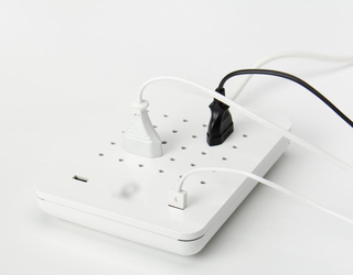 Manufacturer of power strips having more than 100 B2B and thousands of B2C clients.