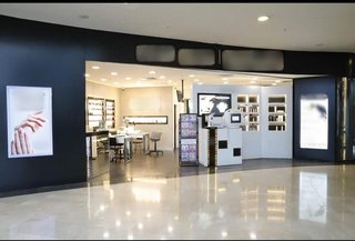 Franchise outlet of the known beauty salon in one of the biggest malls in Istanbul.