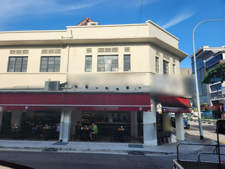 Renowned prawn noodle shop in Singapore with annual revenue exceeding $1.1M and Michelin Bib Gourmand awardee.
