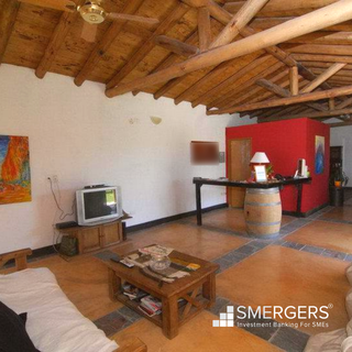 For Sale: Fully furnished hotel on 3,000 sqm land in Maipu, surrounded by grape farms.