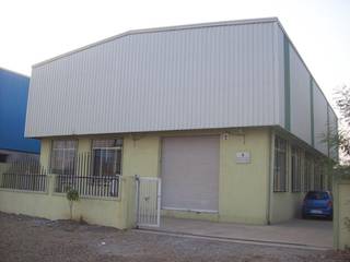 For lease: Industrial shed strategically located in the heart of an industrial area near Pune.