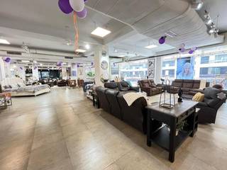Renowned brands furniture store offering high-quality furniture seeks investment.