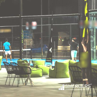 Padel club with 2 padel courts & outdoor gym seeks investors for expansion.