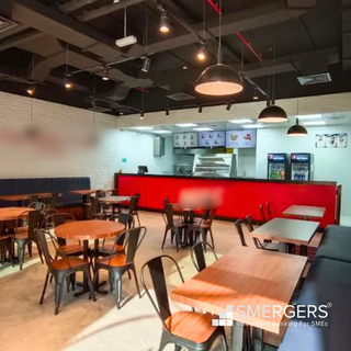 New American fried chicken fast food restaurant in Dubai with 2k+ customers in first month.