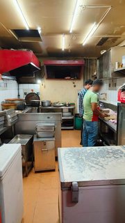 17-year-old Gurgaon food joint with loyal, internationally experienced chefs seeks funds for expansion and revitalization.