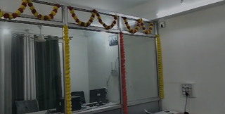 Specialized epoxy and painting services and manufacturing business seeking partial investment to scale operations.