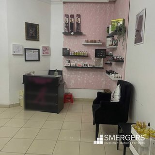 For Sale: Ladies beauty salon located in Ajman, UAE, serving 50-85 customers monthly.