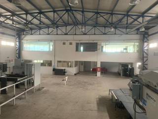 Prime location factory in 2,200 meter-square facility for manufacturing in Buca industrial zone.