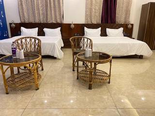 28 room successfully established hotel in Haridwar for sale.