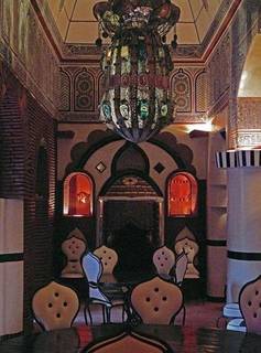 For Sale: Luxurious historical palace­ / Riad in Marrakech, a masterpiece­ of Moroccan architecture.