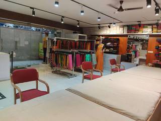 Silk sarees and women's collections retail outlet for sale in Bangalore.